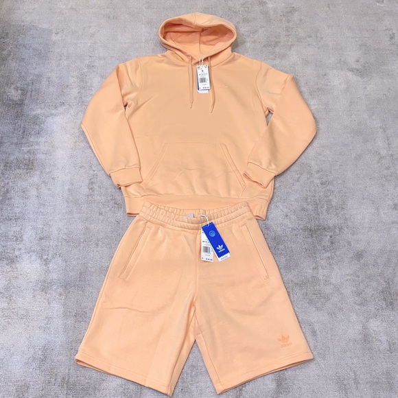 Adidas velvet logo hoodie and shorts set - Picture 1 of 3